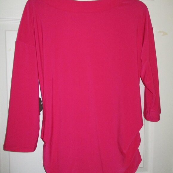 A.U.W Fuschia Blouse Size Small - Picture 7 of 7